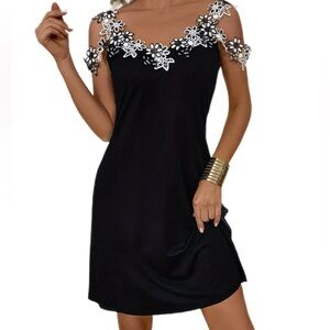 Women’s Elegant Black Dress with White Floral Accents - Size XL - NWOT